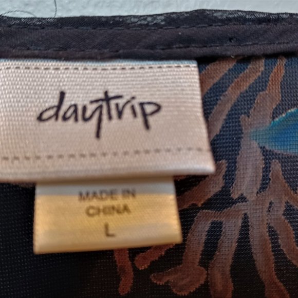 Daytrip Burnout Velveteen Kimino Size L - Picture 3 of 9